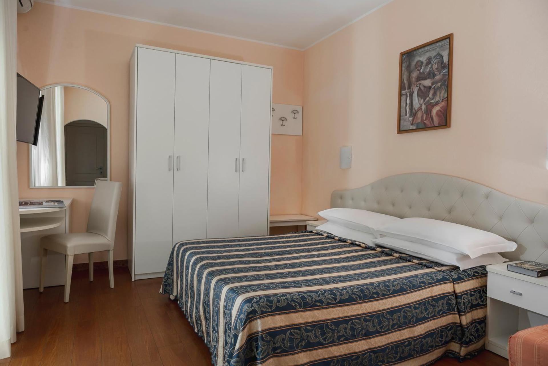 Hotel Plaza Milano Marittima Exterior photo